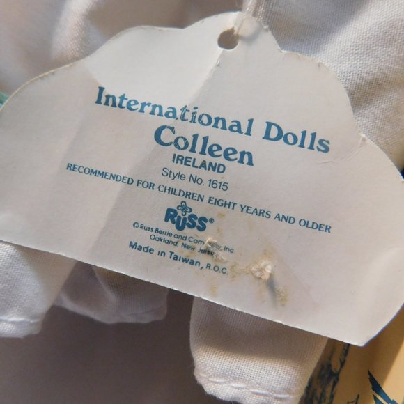 Vintage Porcelain International Dolls Colleen Ireland by Russ - Picture 3 of 7